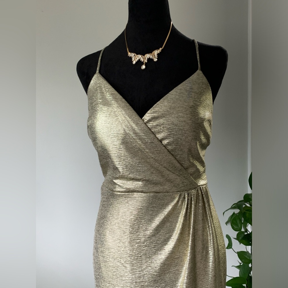 Beautiful evening dress Livin my life like it's GOLDEN